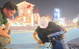 Xuyên đêm làm đẹp chợ Bến Thành, hồ Con Rùa, thương xá Tax đón Tết