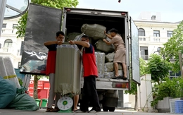 Sôi động dịch vụ giao hàng Tết