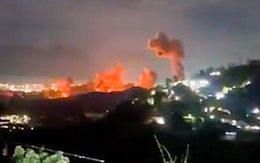 Nóng: Mỹ tấn công thủ đô Caracas, Venezuela ban bố tình trạng khẩn cấp