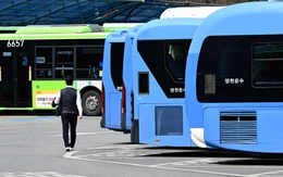 Giới trẻ Hàn Quốc đổ xô làm nghề lái xe buýt