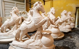 Linh vật Ngựa Tết 2026: Chọn 'thần thái' hơn kích thước