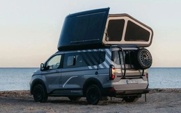 Ford Transit hóa thành nhà di động: Lều bật ngang mở không gian sống theo cách chưa từng có