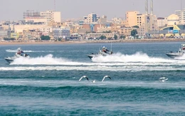 Nổ tại thành phố cảng phía nam Iran, tin đồn chỉ huy hải quân là mục tiêu