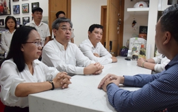 Lãnh đạo TP.HCM chia sẻ mất mát với gia đình nạn nhân đoàn thiện nguyện bị nạn ở Lào Cai