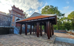 Nhà 'lạ' mọc lên trước lăng Hoàng thái hậu Từ Dụ: Tùy tiện, không theo lệ xưa