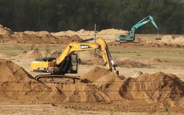 Đấu giá đất cát bồi lấp trên đồng ruộng, hỗ trợ dân bị ảnh hưởng năng suất
