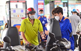 Giá xăng dầu liên tiếp lao dốc, quỹ bình ổn tồn tới hơn 5.617 tỉ đồng