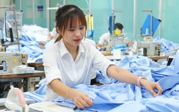 Tăng lương, giảm giờ làm, thêm phúc lợi: Doanh nghiệp FDI 'tung chiêu' giữ chân lao động