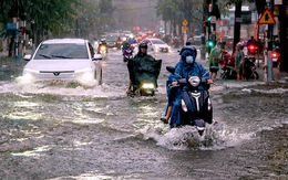 Thời tiết hôm nay 13-10: Bắc Bộ nắng, Nam Bộ mưa chiều