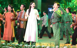 Khúc tri ân tưởng nhớ các anh hùng liệt sĩ tại công viên Lê Thị Riêng