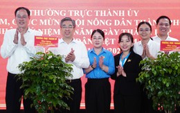 Phó bí thư Thành ủy Nguyễn Phước Lộc thăm, chúc mừng Hội Nông dân TP.HCM