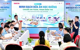 Bữa ăn học đường ở TP.HCM: Làm sao để phụ huynh biết con ăn gì, thực phẩm từ đâu?