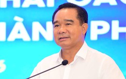 Chủ tịch TP.HCM: Phải tăng tốc quý 4, kéo tăng trưởng cả năm lên 10,2%