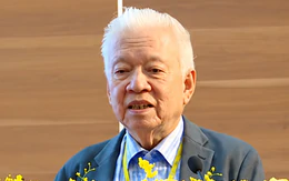 Giáo sư cảnh báo góc khuất nghề y được chia sẻ trở lại, nghề 'không phải để mưu sinh mà là cứu sinh'