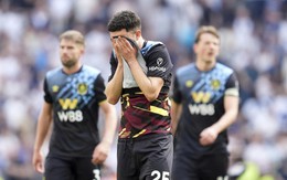 CĐV mòn mỏi chờ Burnley có chiến thắng trên sân nhà