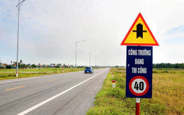 Đề nghị dỡ biển hạn chế tốc độ 40km/h trên đường ven biển qua Nghệ An