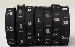 Vì sao size quần áo dùng chữ 'X' thay vì 'E'?