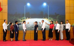 Khởi công lắp đặt đèn thắp sáng 230km đường biên giới ở Tây Ninh