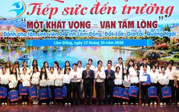 120 tân sinh viên vượt khó nhận học bổng Tiếp sức đến trường tại Lâm Đồng