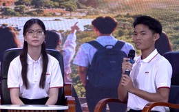 Những lời hứa với người thân tại lễ trao học bổng Tiếp sức đến trường ở Cần Thơ