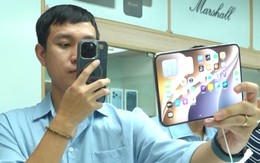‘Tín đồ’ iPhone chi hơn 80 triệu đồng để sở hữu siêu phẩm gập đầu tiên của Apple