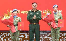 Bộ Quốc phòng trao quyết định của Chủ tịch nước cho hai sĩ quan đi làm nhiệm vụ gìn giữ hòa bình