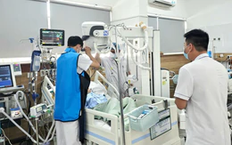 Vụ cháy nhà khiến bé 16 tháng tuổi tử vong, hai vợ chồng ngộ độc nặng