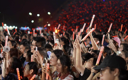 Ngoài 30 tuổi, đi xin việc bị chê già, chi 15-20 triệu đi concert lại bị gọi là 'giới trẻ' tiêu hoang