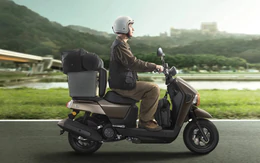 Xe máy độc đáo có thể kéo dài thu gọn dễ dàng, 'ăn xăng' như Honda Vision