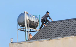 Vụ cầm kiếm cố thủ trên mái nhà: Nhóm người tới thuê nhà khoảng 10 ngày trước