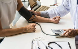 Bệnh viện tuyến dưới hiện đại, sao cứ phải chen nhau lên tuyến trên?