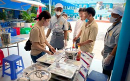 Trường ở TP.HCM mời phụ huynh kiểm tra đột xuất bữa ăn bán trú, công khai số hiệu trưởng