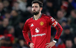Bruno Fernandes trở lại, Man United vẫn thua Chelsea