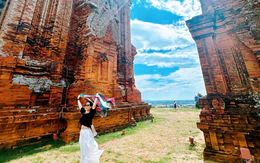Tháp Bánh Ít và câu chuyện về một miền di sản nghìn năm tuổi