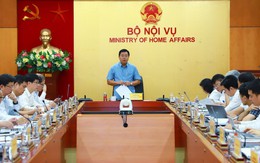 Bộ Nội vụ: Tiếp tục rà soát, sắp xếp tinh gọn tổ chức bên trong các bộ, ngành, tập trung đề án cải cách tiền lương