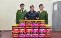 Tài xế lái xe container mang pháo lậu ra quốc lộ bán