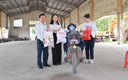 Vedan Việt Nam trao quà Tết cho người dân