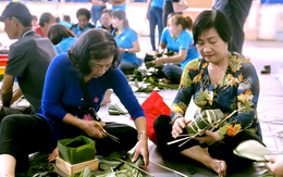 Người Việt bắt đầu nhờ AI hỗ trợ chuẩn bị Tết, tìm kiếm văn khấn mùng 1