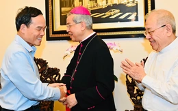 Bí thư Thành ủy TP.HCM Trần Lưu Quang thăm, chúc Tết chức sắc tiêu biểu các tôn giáo