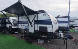 Thay vì bỏ tiền tỉ mua nhà đất, chỉ cần gần 340 triệu là có nhà di động đủ cho 4 người sống