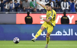 Dập tắt tin đồn dứt áo ra đi, Ronaldo trở lại đội hình Al Nassr