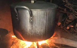 Ngày Tết nhớ thùng bánh tét của má ở quê