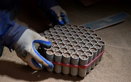 Nổ kinh hoàng ở cửa hàng pháo hoa, 8 người thiệt mạng