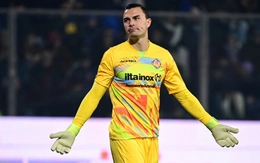 Thủ môn tuyển Indonesia nhận vinh dự to lớn tại Serie A