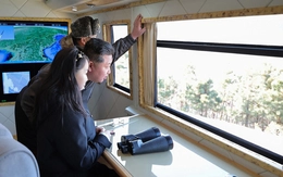 Triều Tiên khánh thành trang trại nhà kính trước Đại hội Đảng, ông Kim khen hết lời