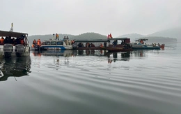 Khẩn trương điều tra nguyên nhân vụ chìm tàu chở khách trên hồ Thác Bà