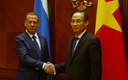 Đặc phái viên của Tổng Bí thư Tô Lâm gặp lãnh đạo hai đảng lớn của Nga tại Matxcơva