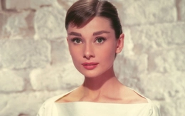 Audrey Hepburn và 10 khoảnh khắc thời trang kinh điển