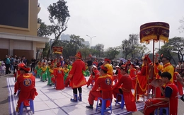 Gìn giữ bản sắc và nâng chất văn minh lễ hội Tết