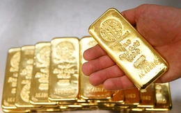 Giá vàng, dầu tăng mạnh, liệu mốc giá vàng 6.000 USD có bị phá vỡ?